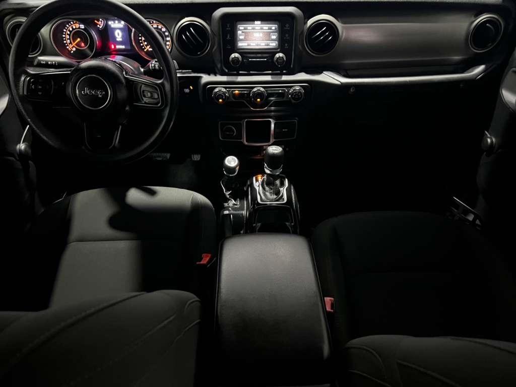 Jeep Wrangler Unlimited Sport 2018