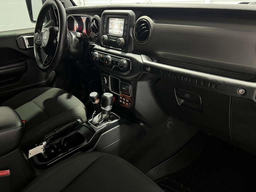 Jeep Wrangler Unlimited Sport 2018