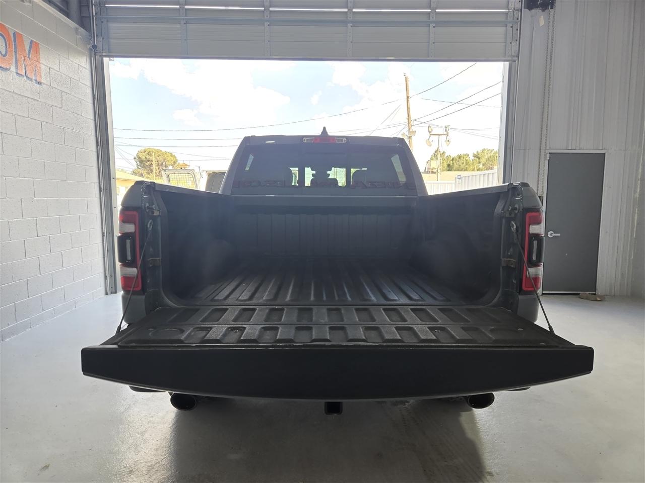 RAM 1500 Lone Star Crew Cab SB 4WD 2021