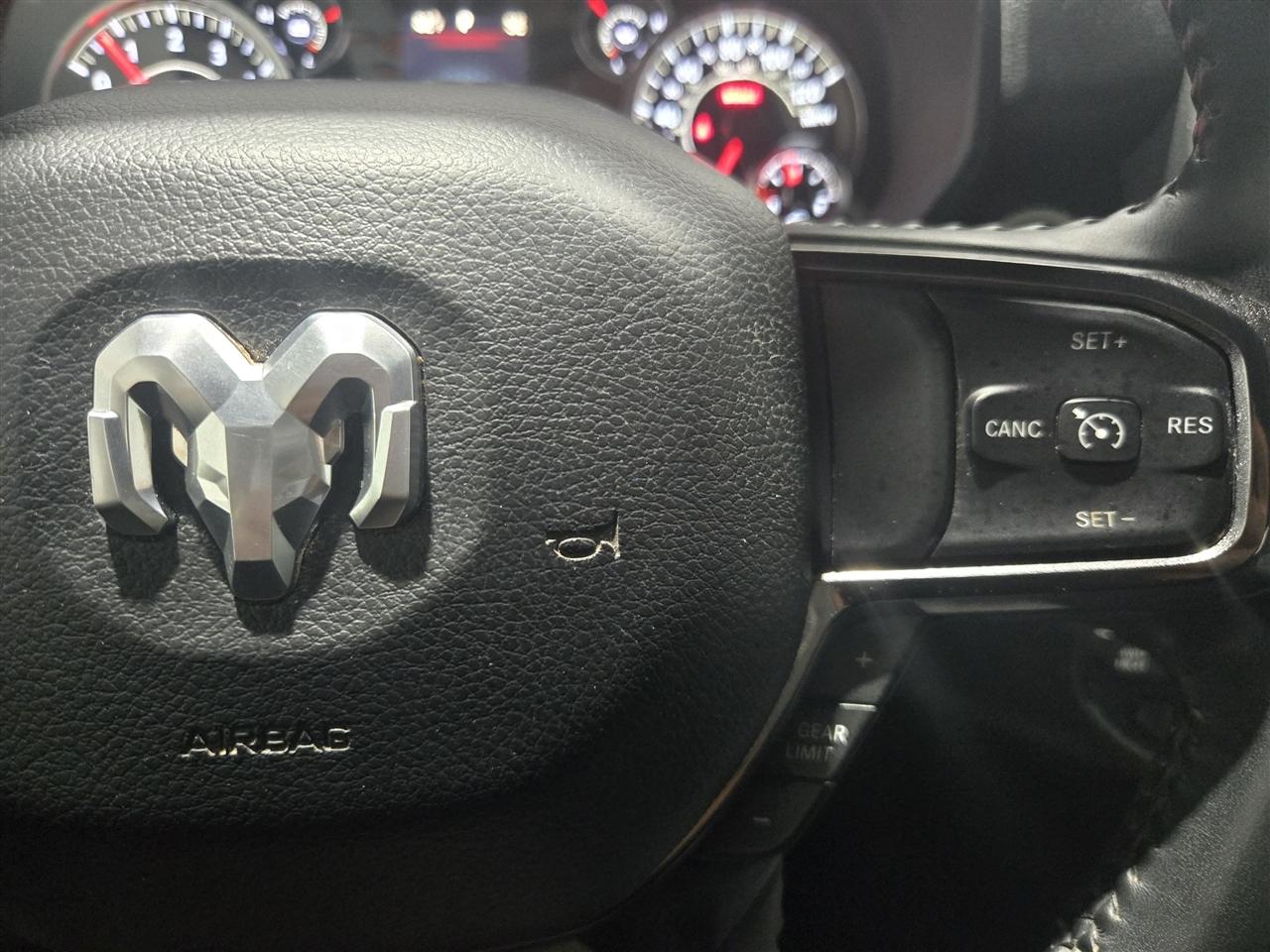 RAM 1500 Lone Star Crew Cab SB 4WD 2021