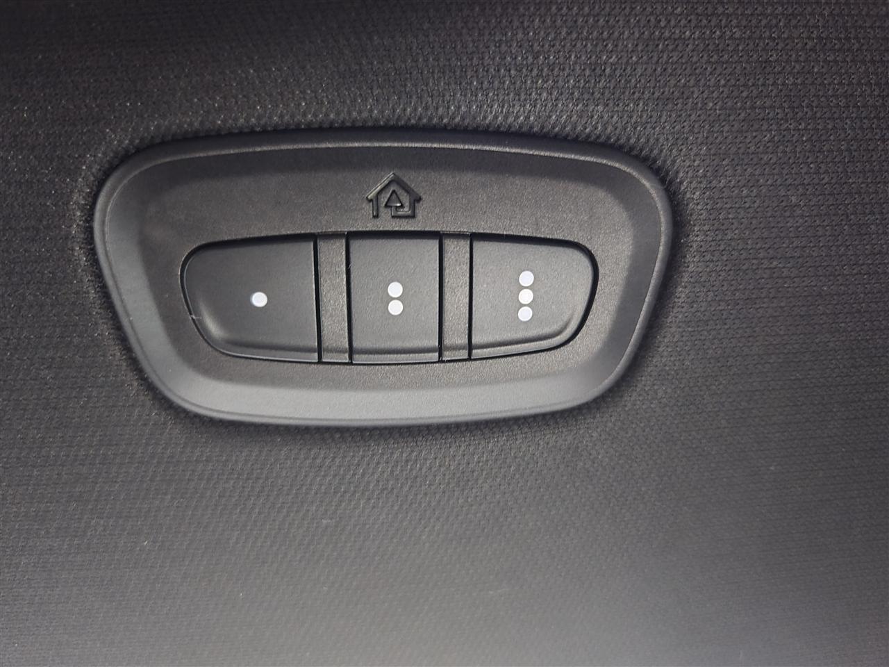 RAM 1500 Lone Star Crew Cab SB 4WD 2021