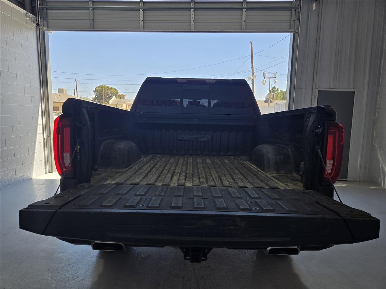 GMC Sierra 1500 Limited AT4 Crew Cab Long Box 4WD 2022