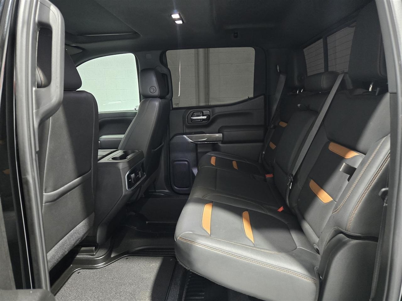 GMC Sierra 1500 Limited AT4 Crew Cab Long Box 4WD 2022