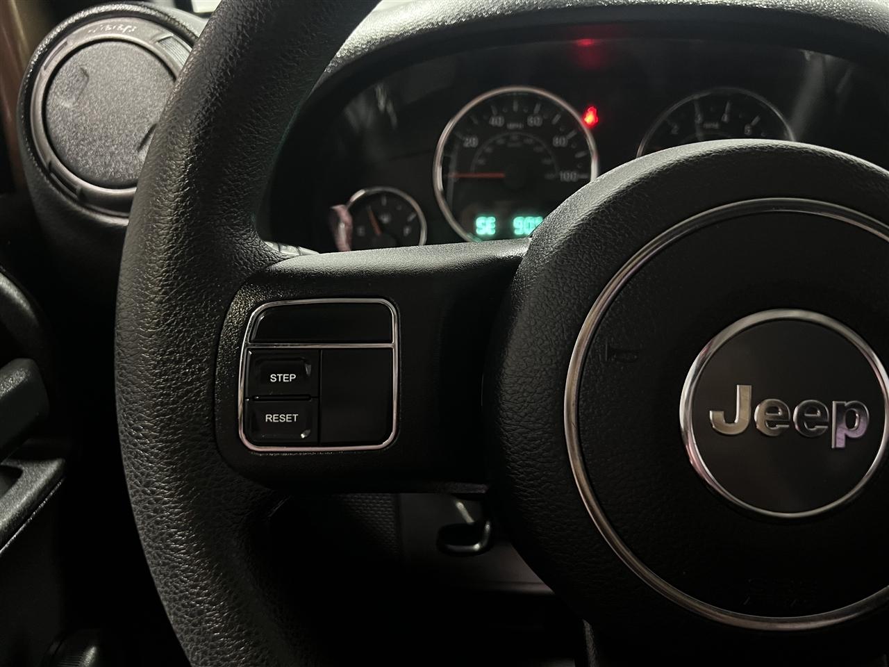 Jeep Wrangler Unlimited Sport 4WD 2015