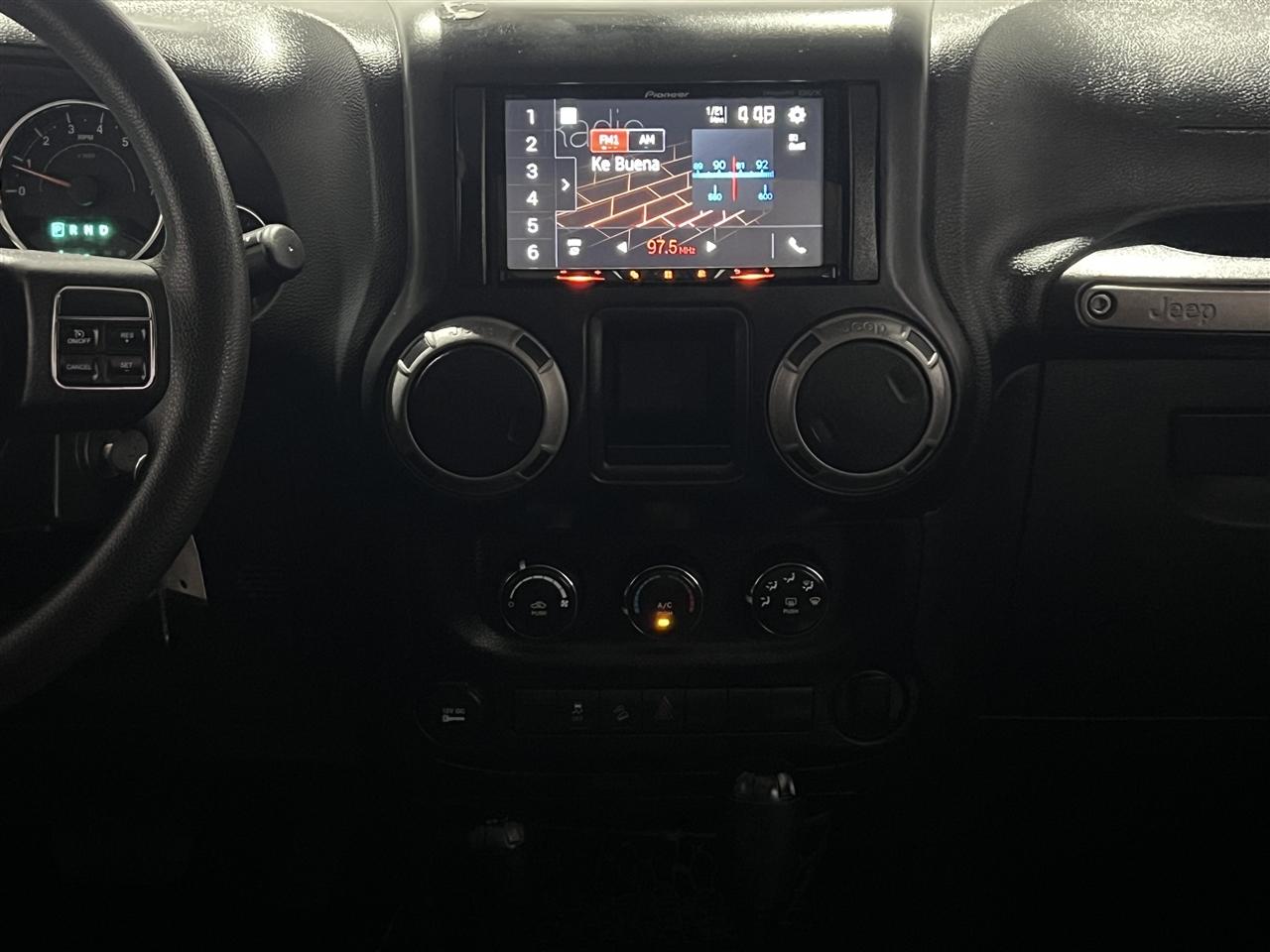 Jeep Wrangler Unlimited Sport 4WD 2015