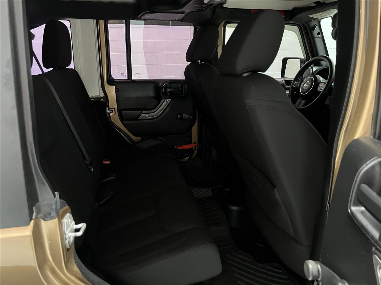 Jeep Wrangler Unlimited Sport 4WD 2015