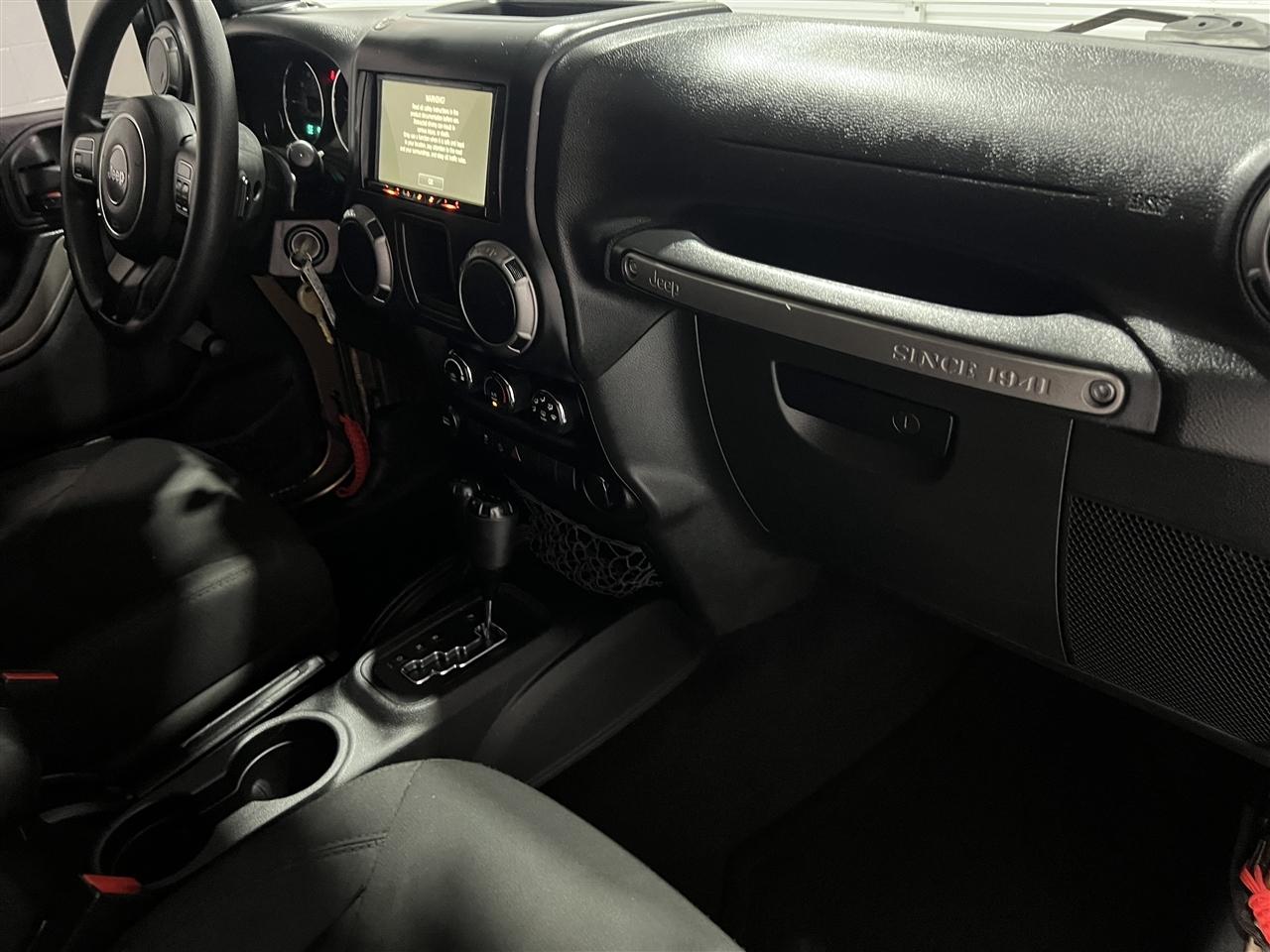 Jeep Wrangler Unlimited Sport 4WD 2015