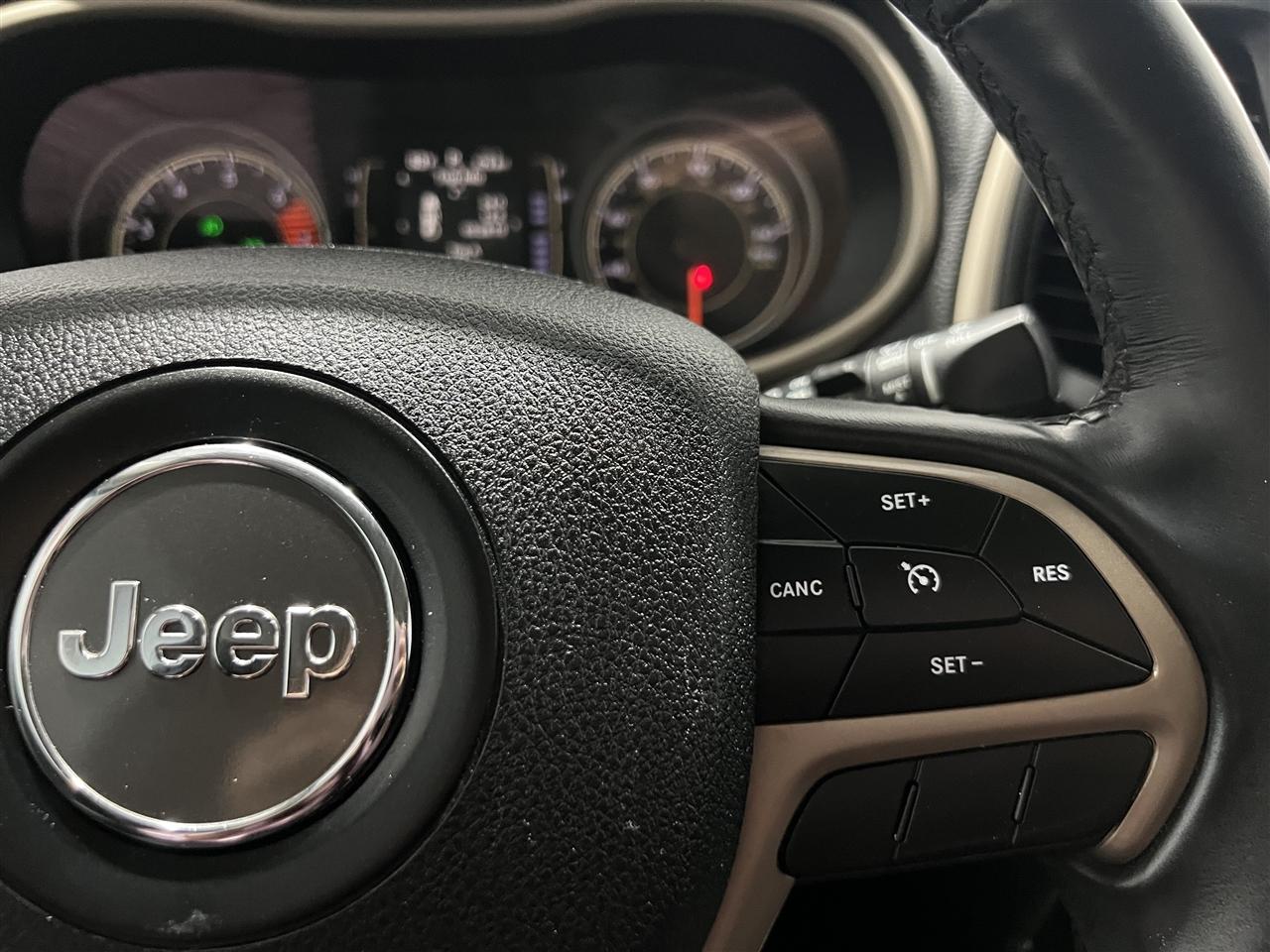 Jeep Cherokee Latitude FWD 2018