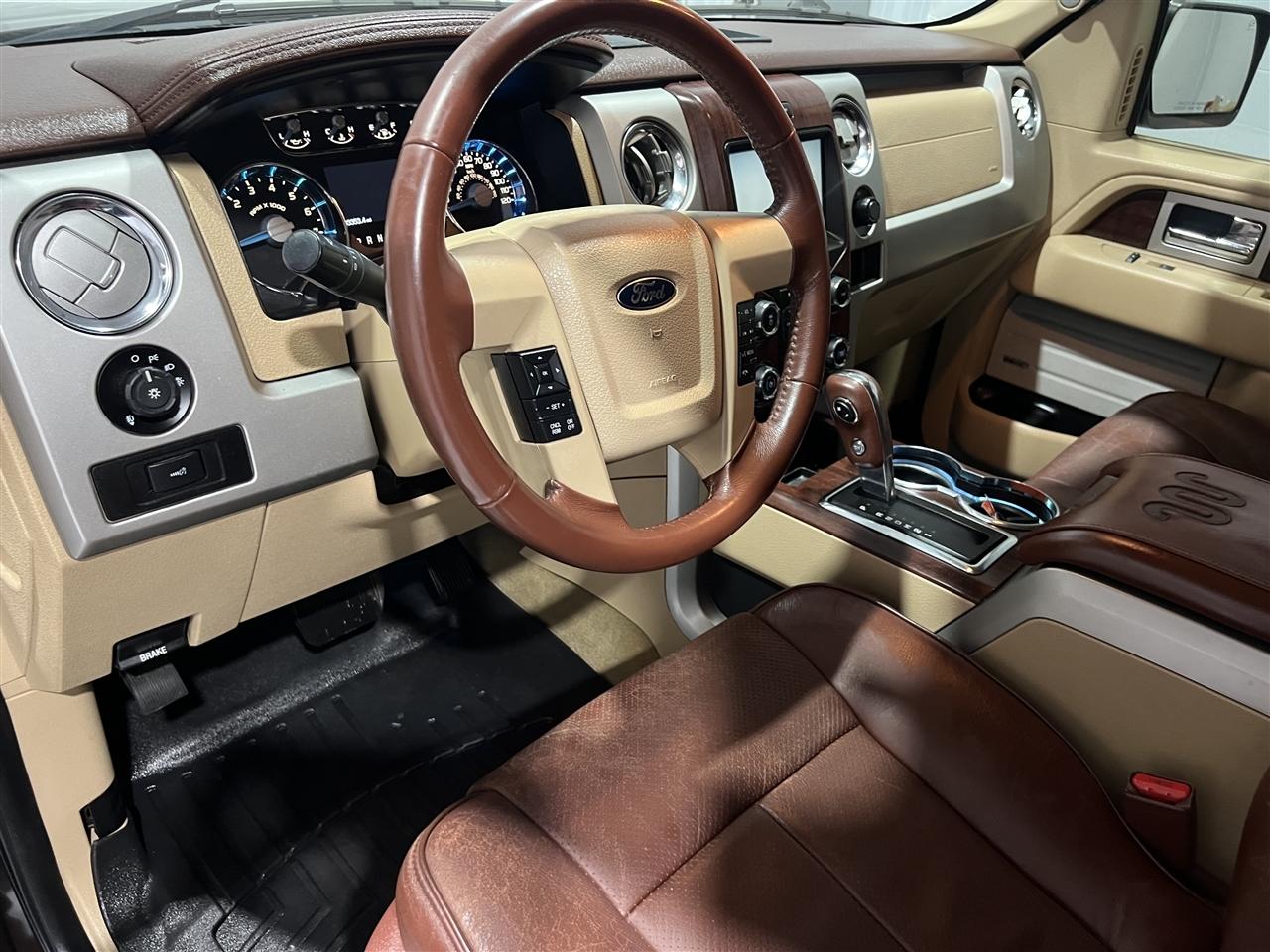 Ford F-150 King-Ranch SuperCrew 5.5-ft. Bed 4WD 2014