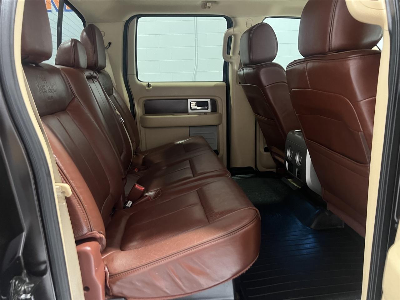 Ford F-150 King-Ranch SuperCrew 5.5-ft. Bed 4WD 2014