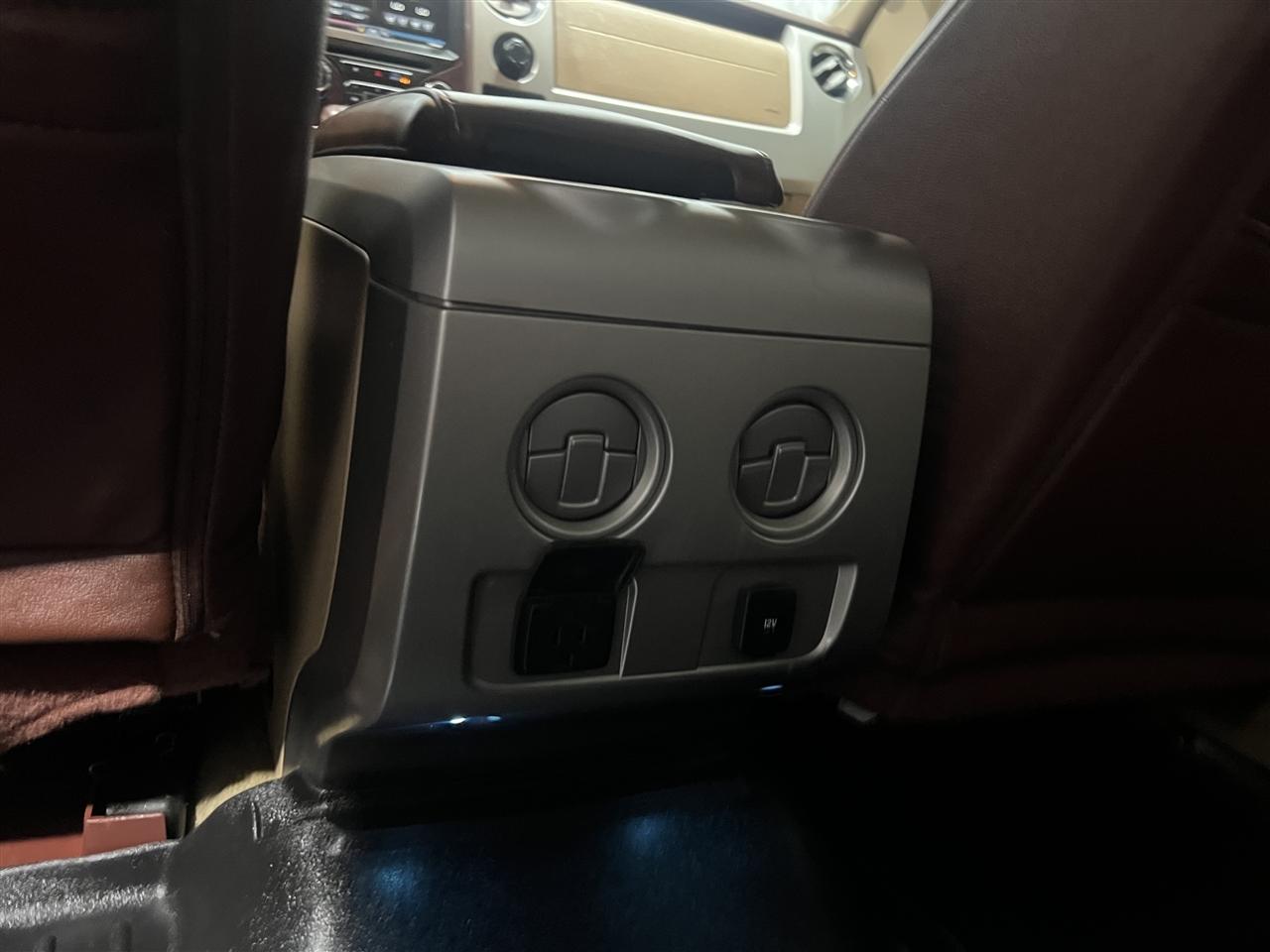 Ford F-150 King-Ranch SuperCrew 5.5-ft. Bed 4WD 2014