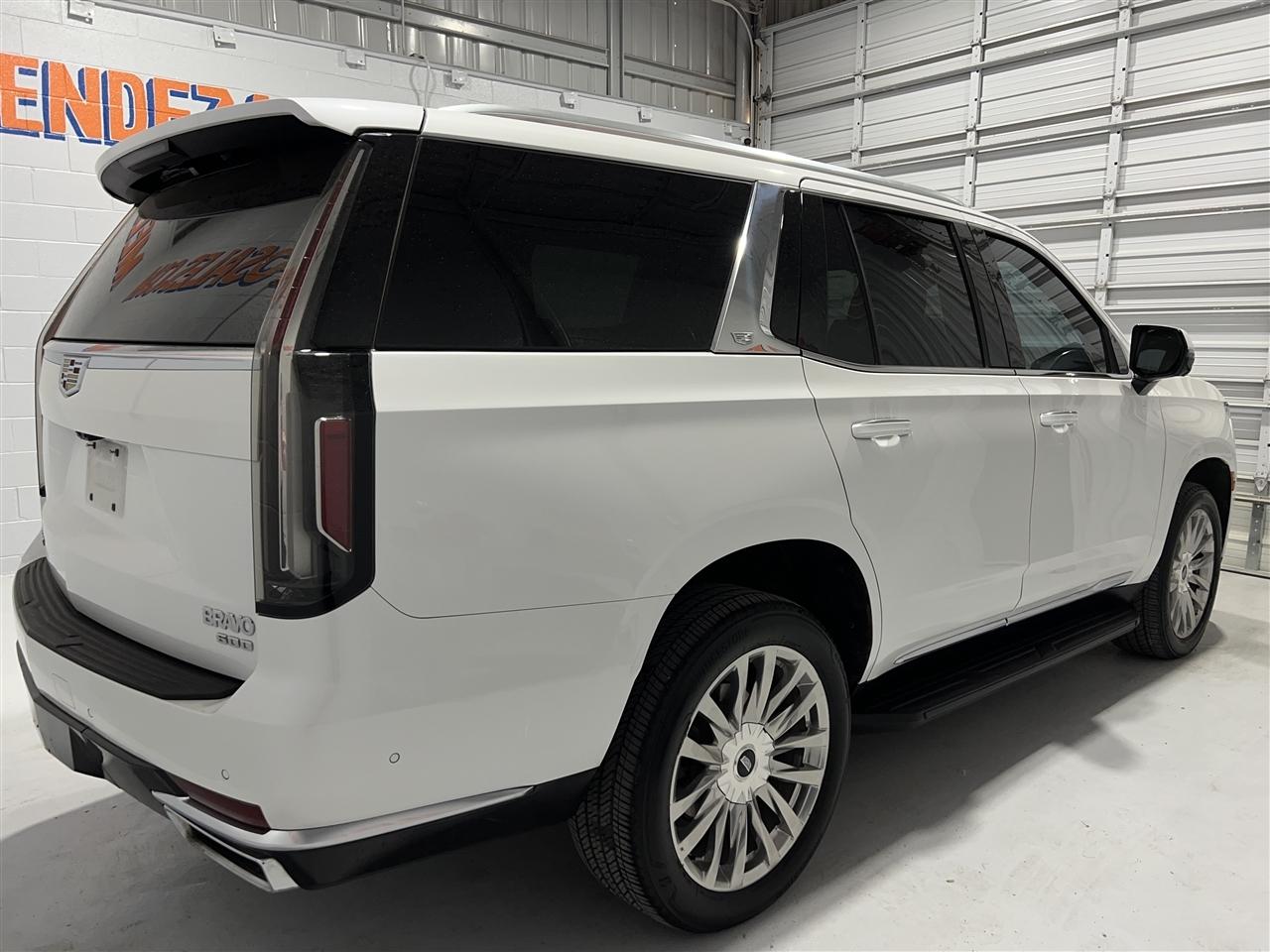 Cadillac Escalade Premium Luxury AWD 2022