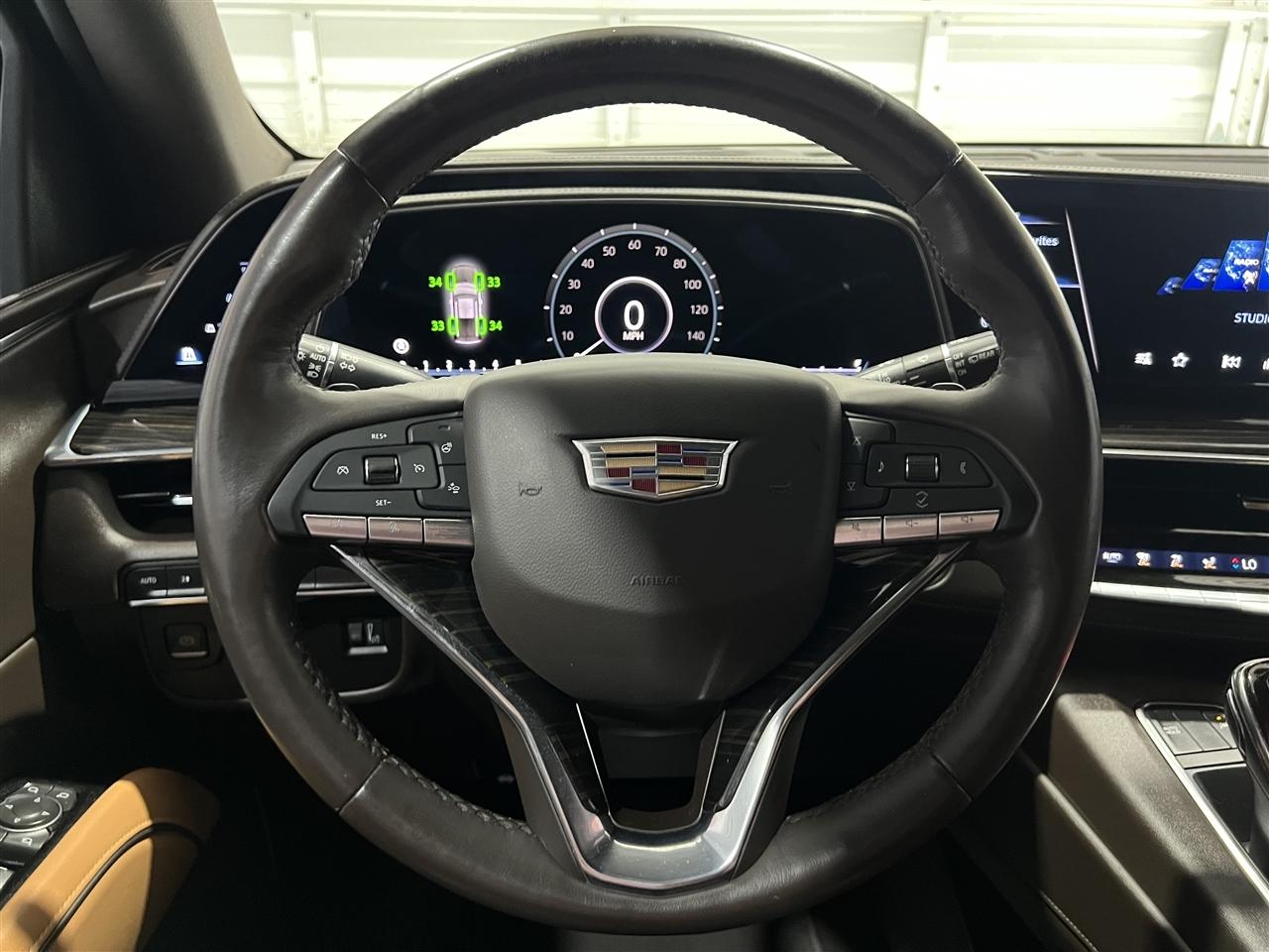 Cadillac Escalade Premium Luxury AWD 2022