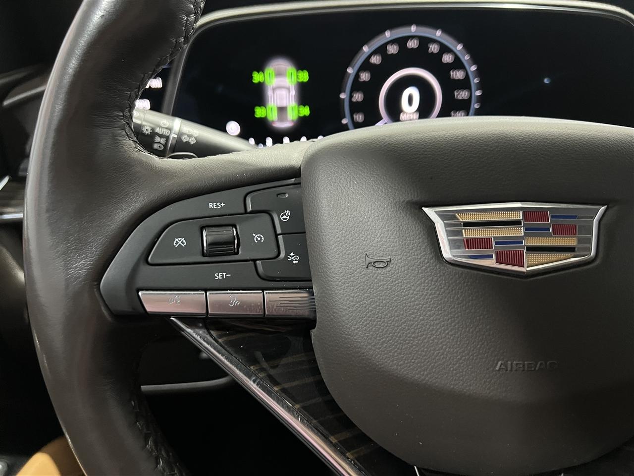 Cadillac Escalade Premium Luxury AWD 2022