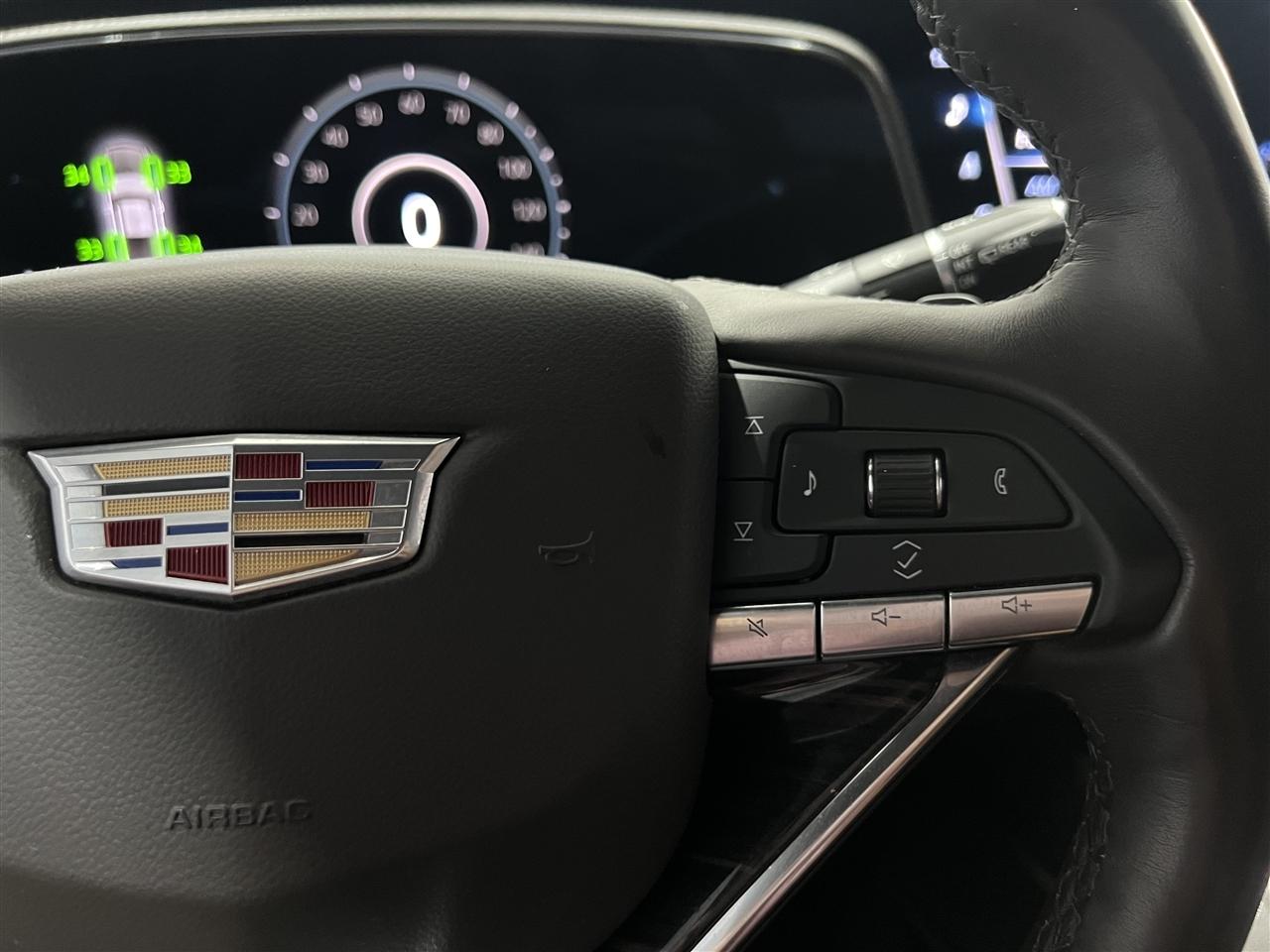 Cadillac Escalade Premium Luxury AWD 2022