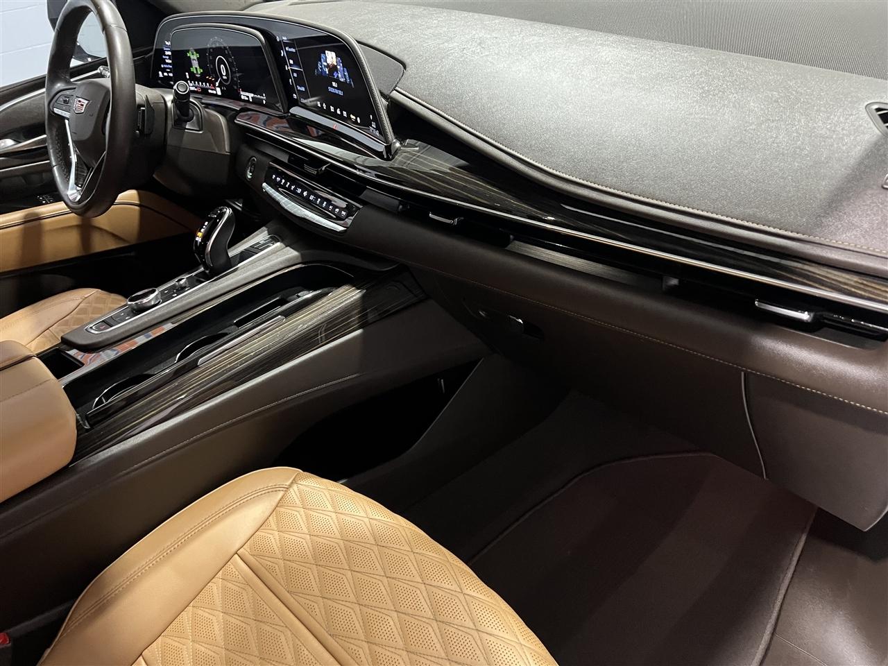 Cadillac Escalade Premium Luxury AWD 2022