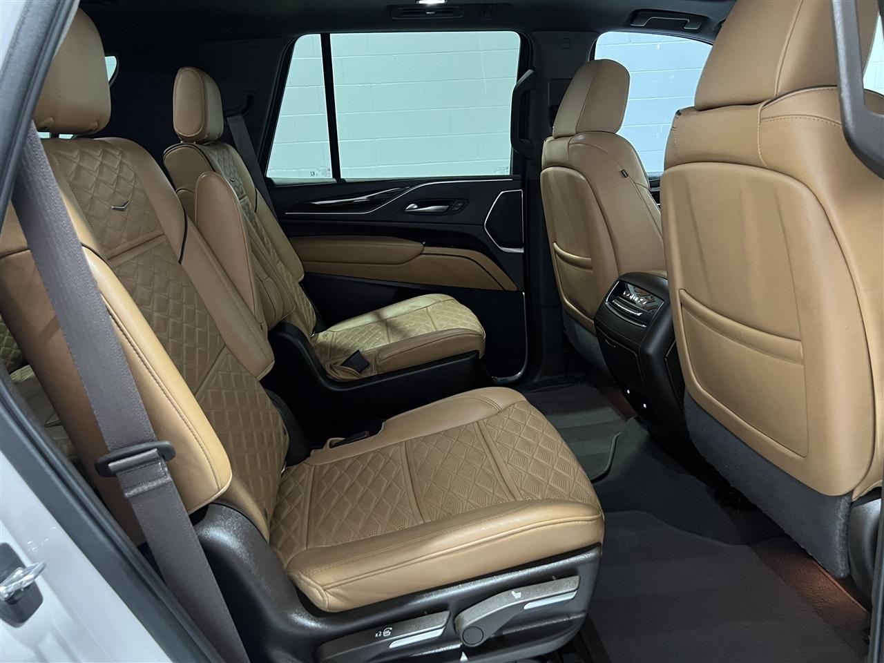 Cadillac Escalade Premium Luxury AWD 2022