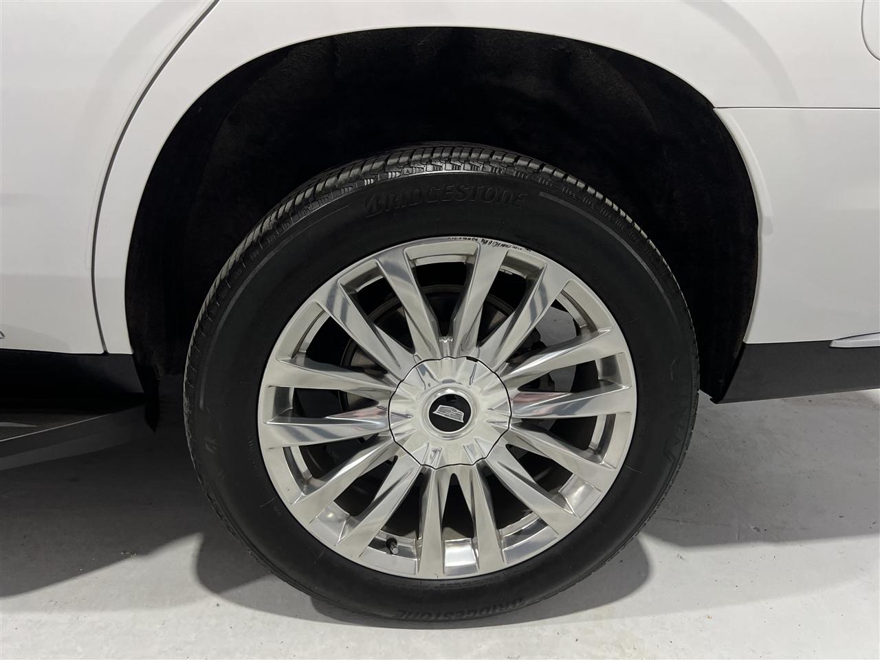 Cadillac Escalade Premium Luxury AWD 2022