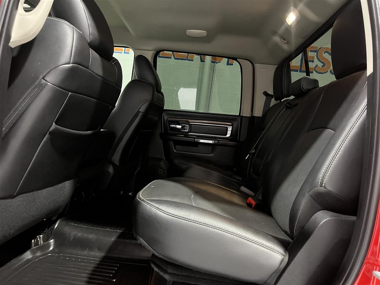 RAM 2500 Laramie Crew Cab SWB 4WD 2017