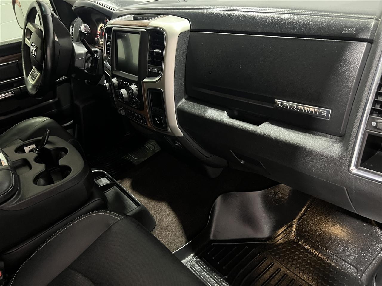 RAM 2500 Laramie Crew Cab SWB 4WD 2017