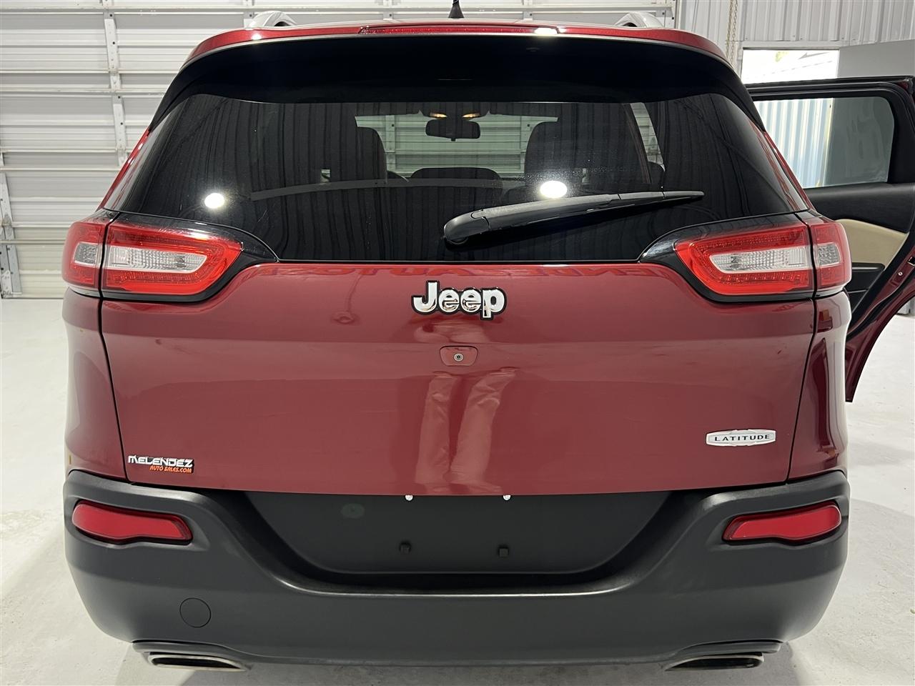 Jeep Cherokee Latitude FWD 2017
