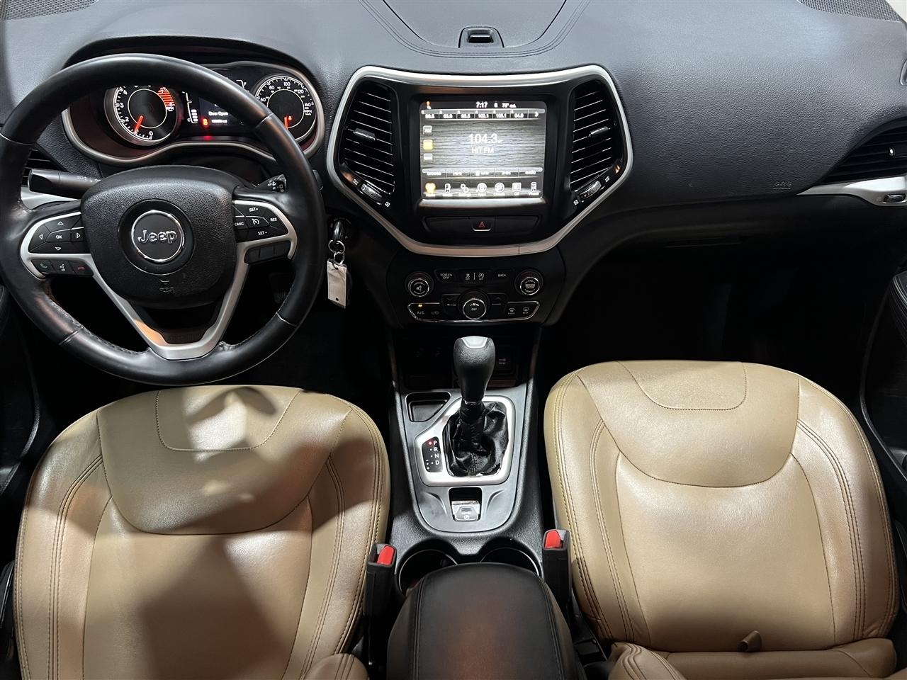 Jeep Cherokee Latitude FWD 2017