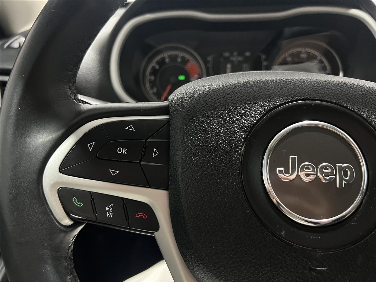 Jeep Cherokee Latitude FWD 2017