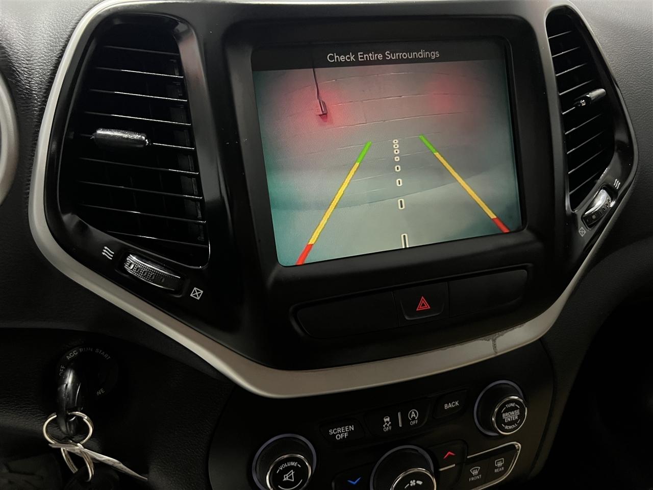 Jeep Cherokee Latitude FWD 2017