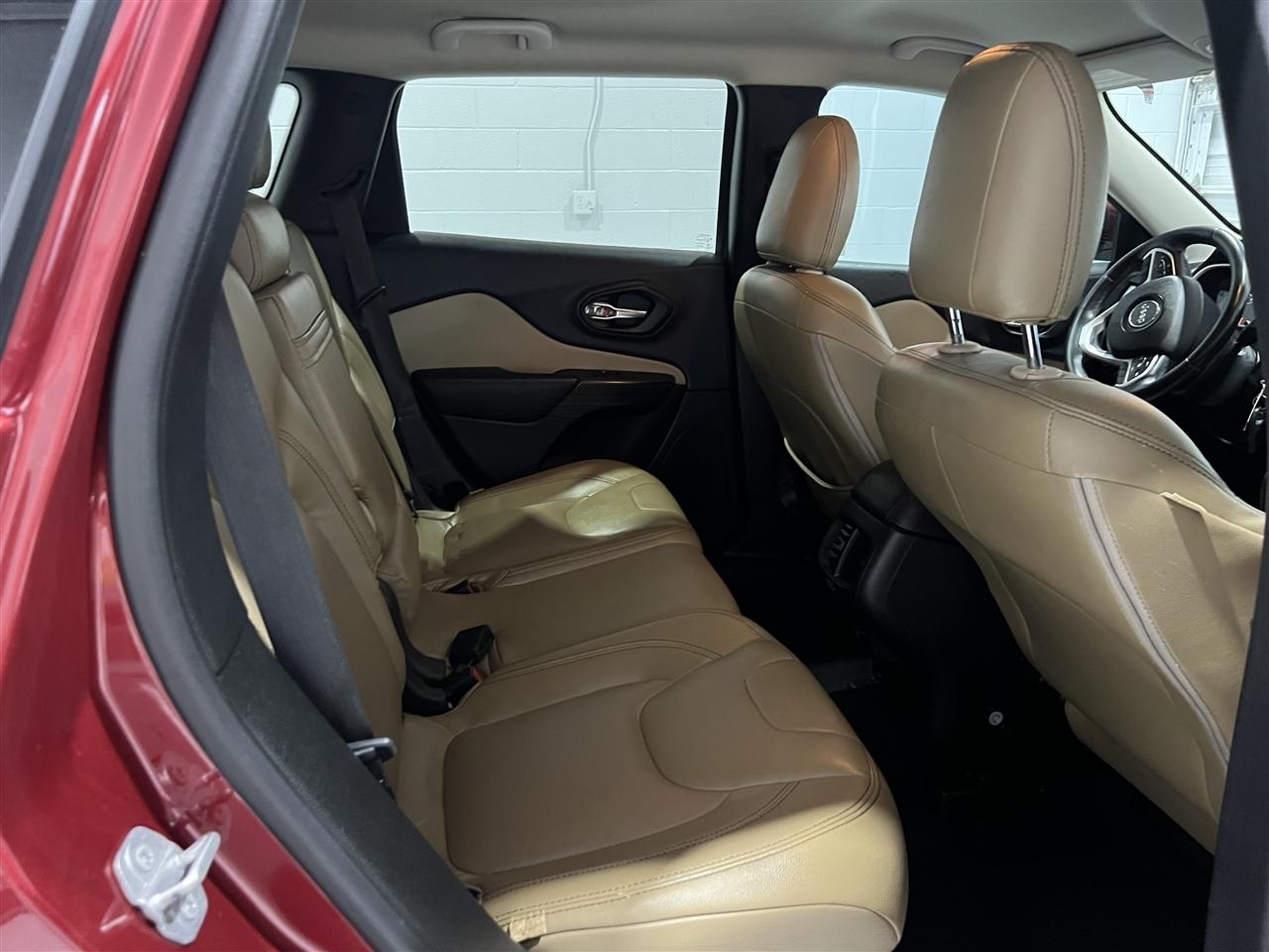 Jeep Cherokee Latitude FWD 2017