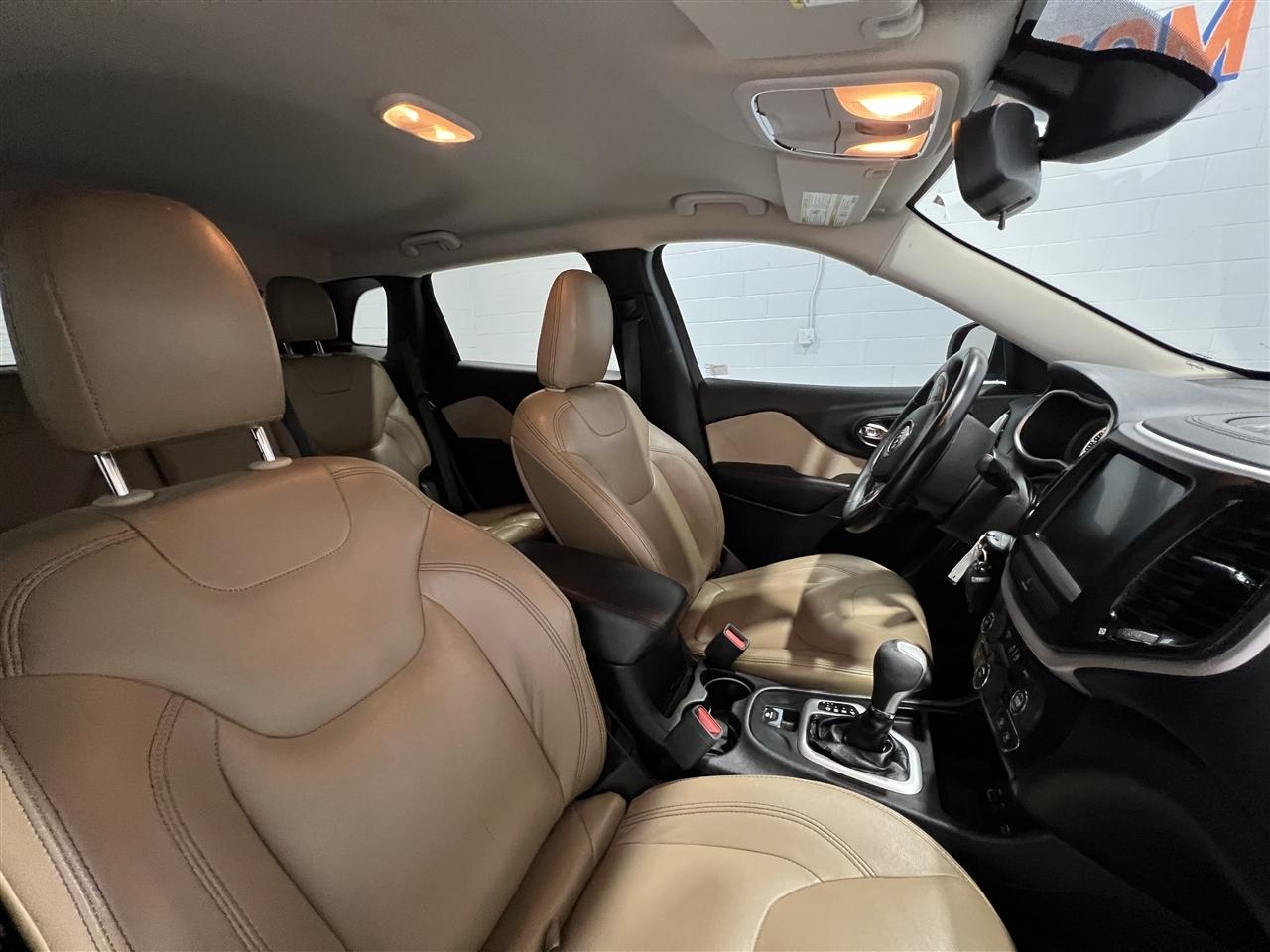 Jeep Cherokee Latitude FWD 2017