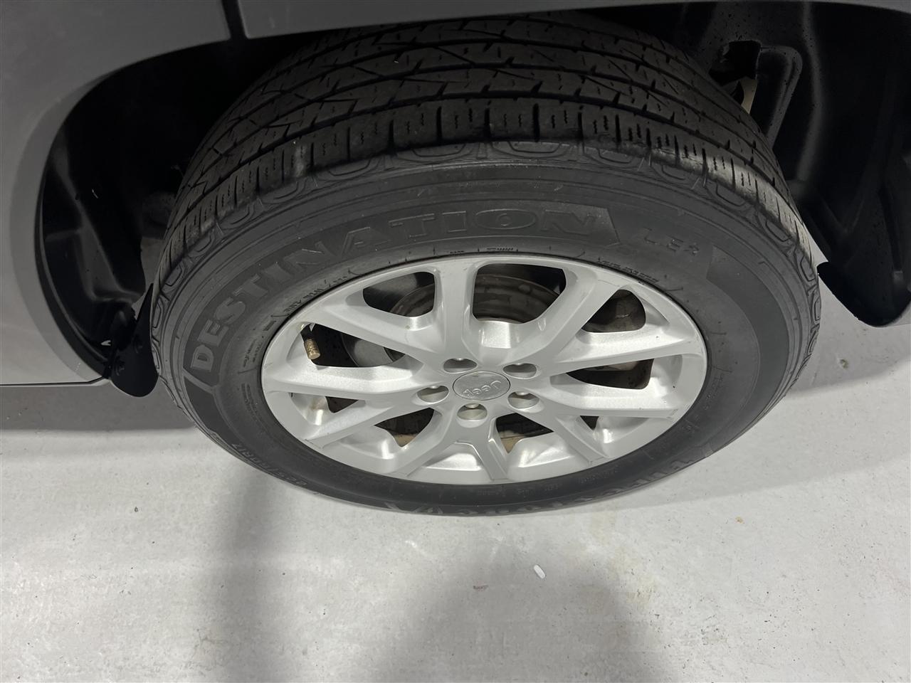 Jeep Cherokee Latitude FWD 2017