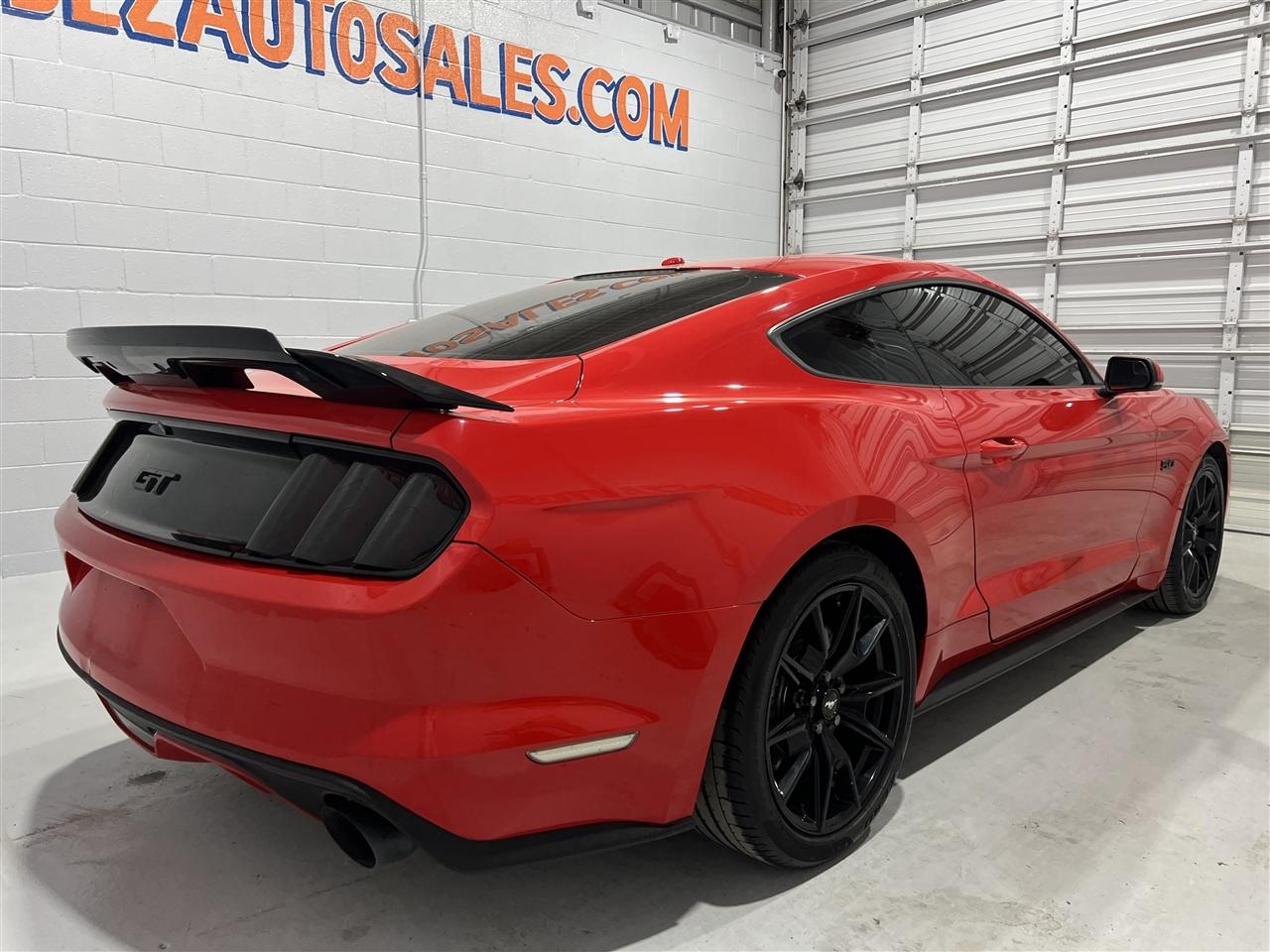 Ford Mustang GT Coupe 2017