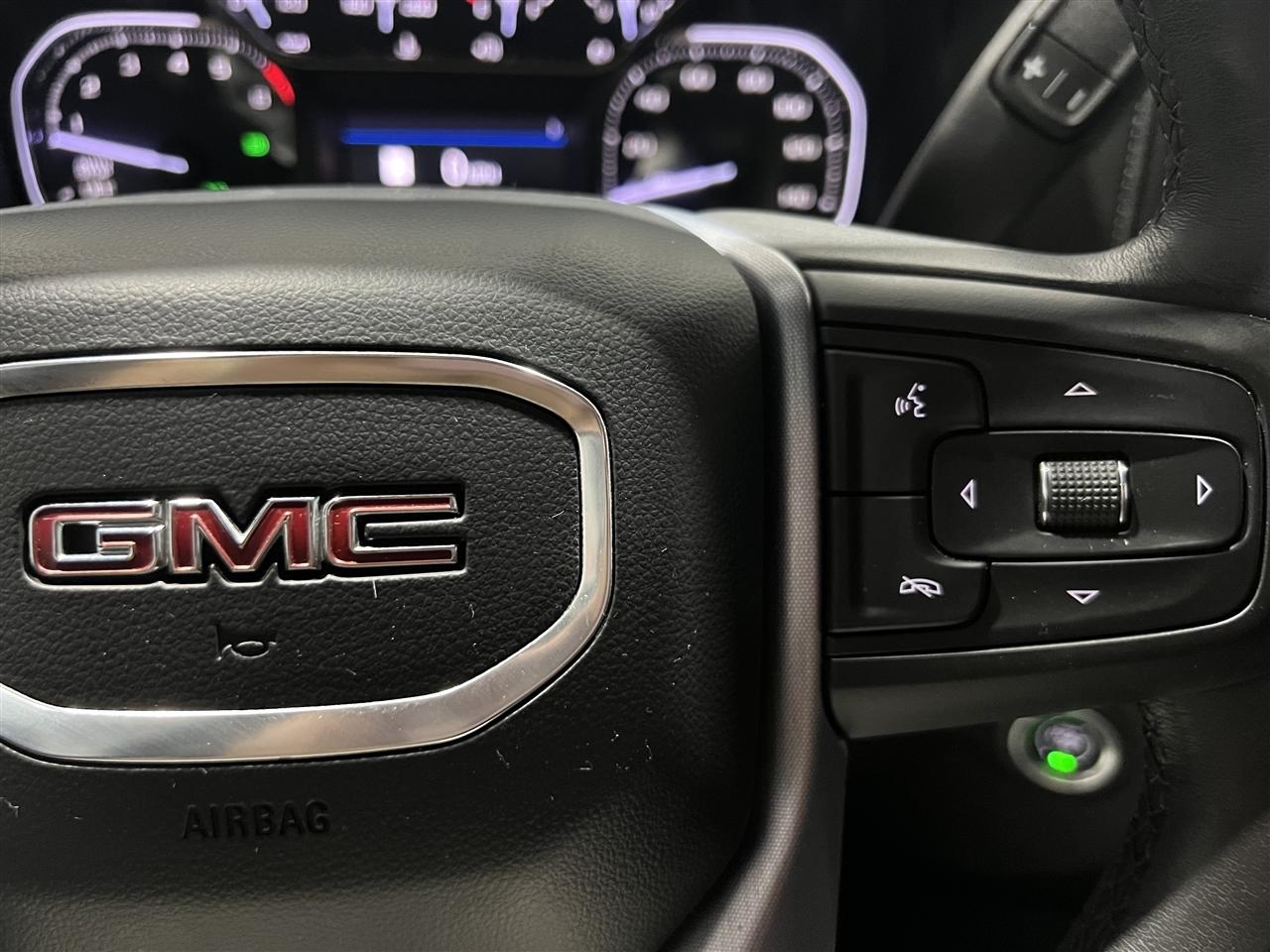 GMC Sierra 1500 SLT Crew Cab Long Box 4WD 2019