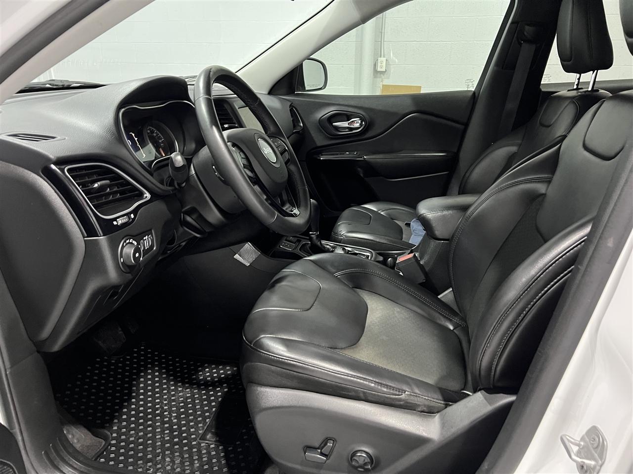 Jeep Cherokee Latitude Plus FWD 2019