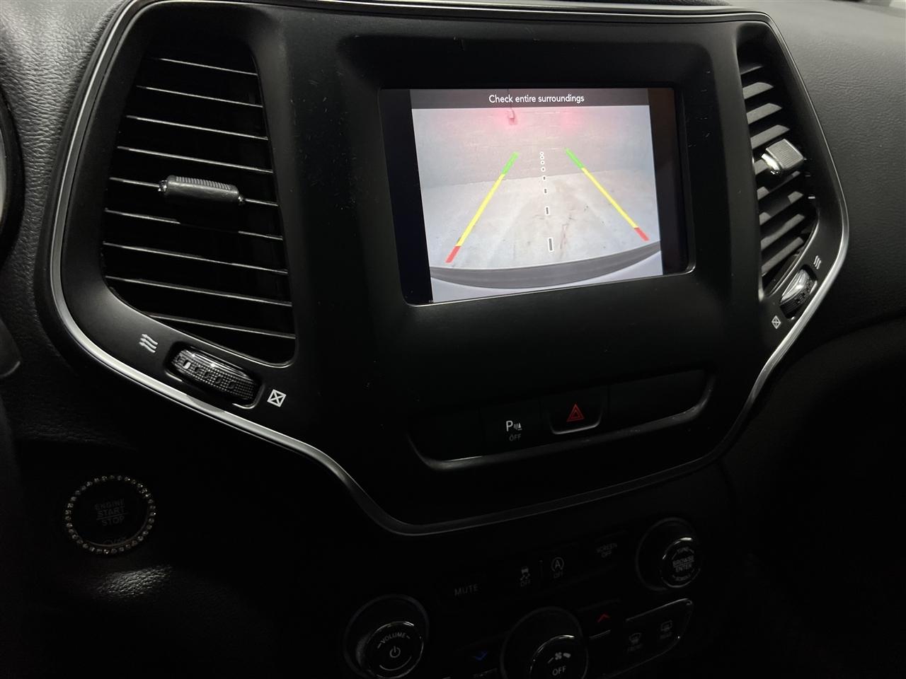 Jeep Cherokee Latitude Plus FWD 2019