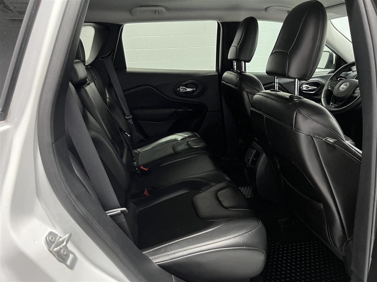 Jeep Cherokee Latitude Plus FWD 2019