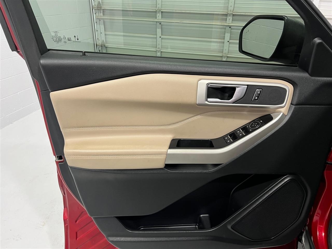 Ford Explorer XLT AWD 2021