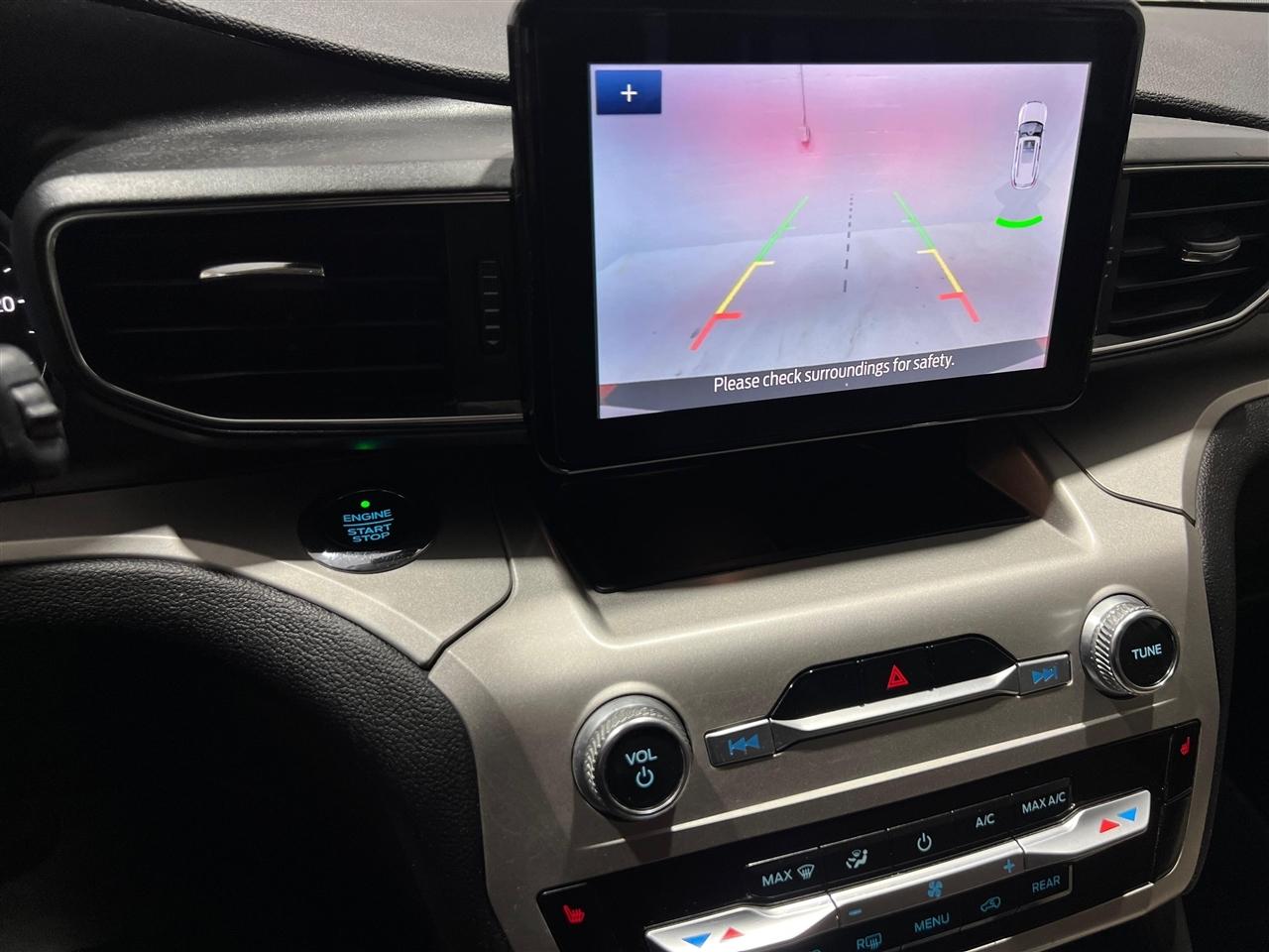 Ford Explorer XLT AWD 2021