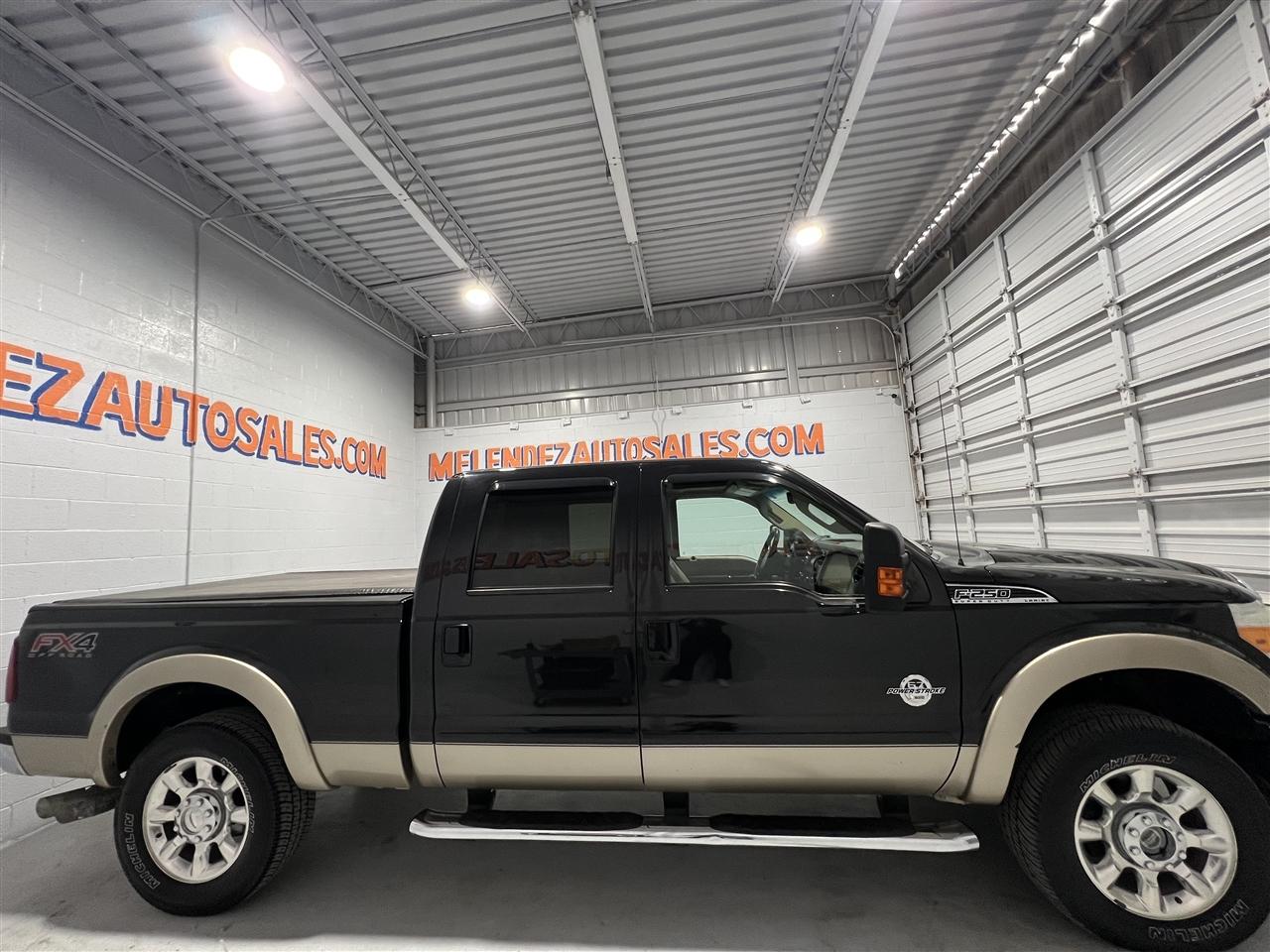 Ford F-250 SD XL Crew Cab 4WD 2012