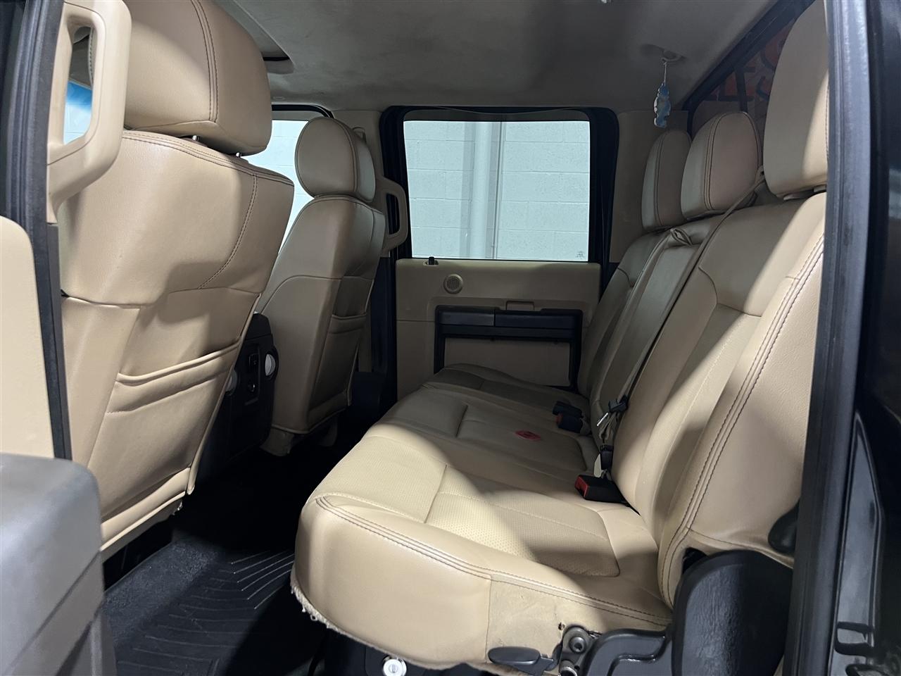 Ford F-250 SD XL Crew Cab 4WD 2012