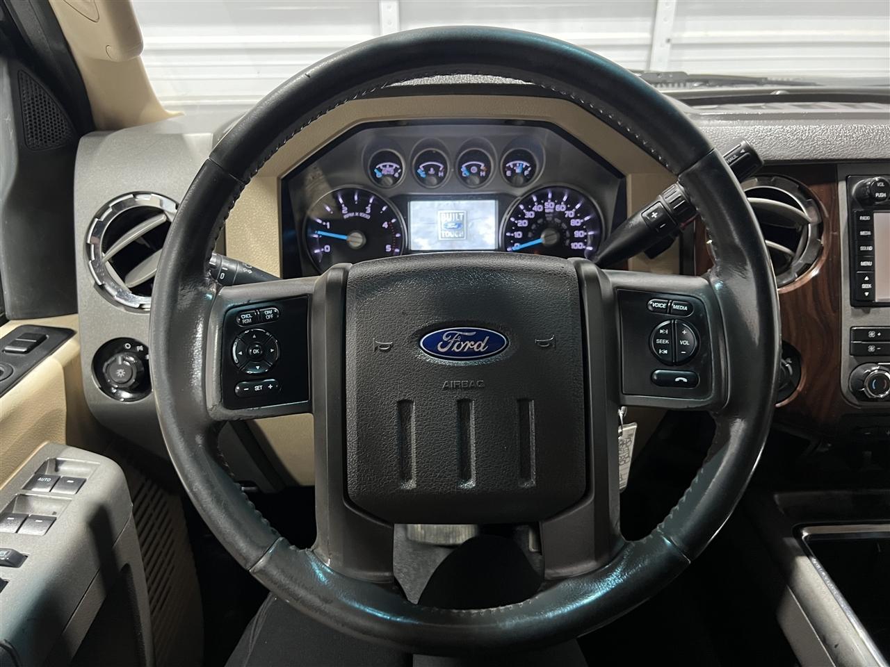 Ford F-250 SD XL Crew Cab 4WD 2012