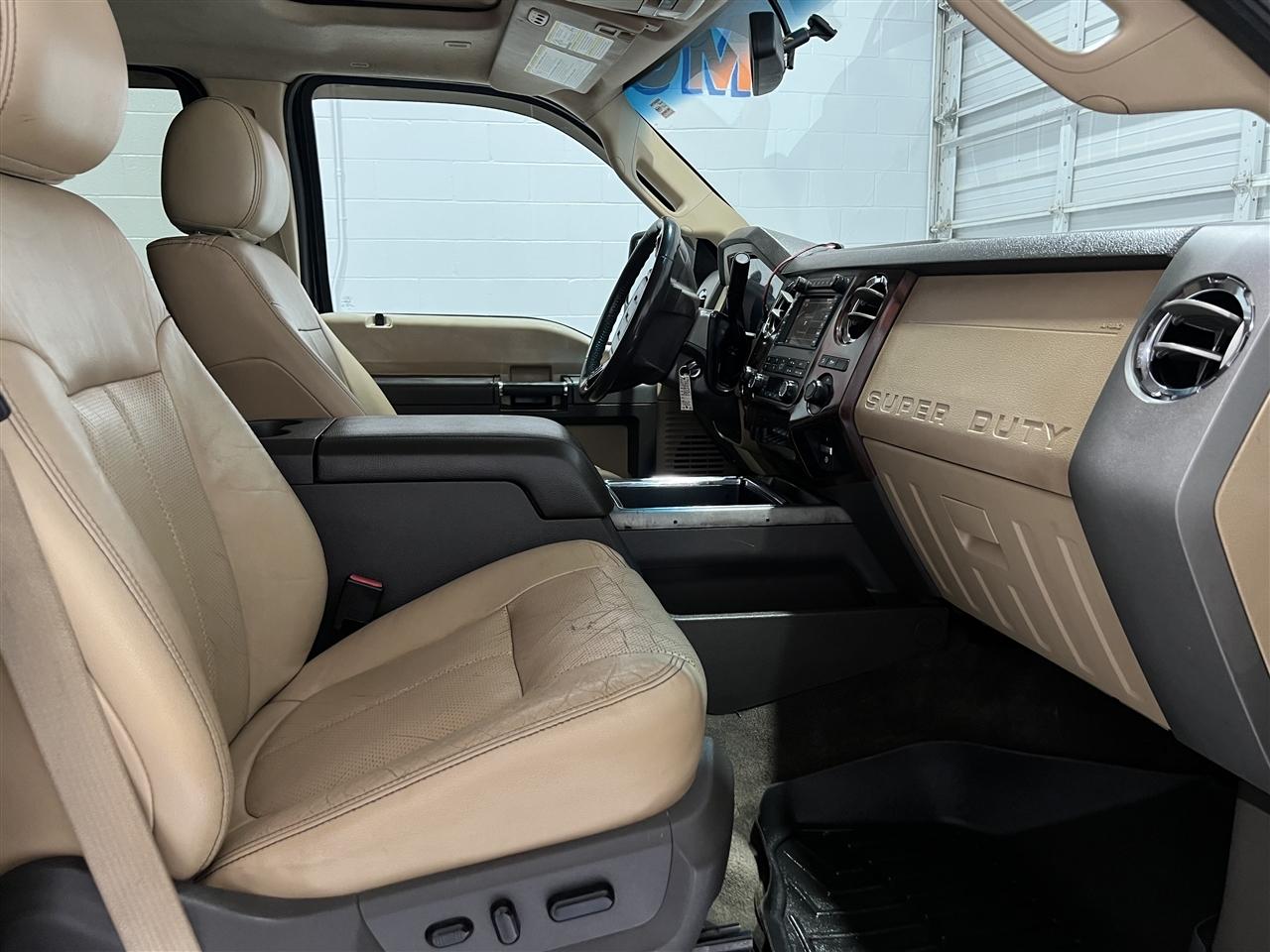 Ford F-250 SD XL Crew Cab 4WD 2012