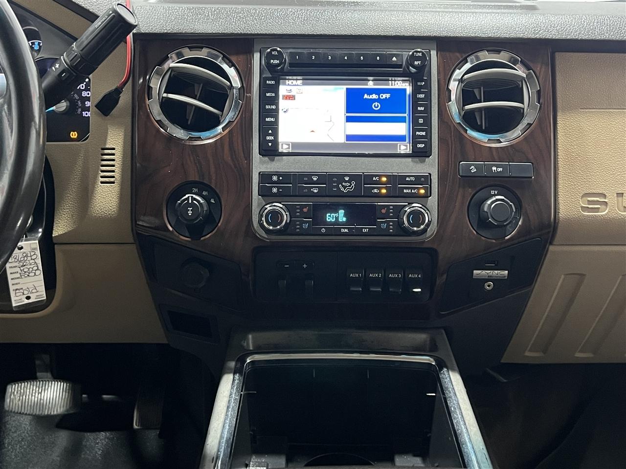 Ford F-250 SD XL Crew Cab 4WD 2012