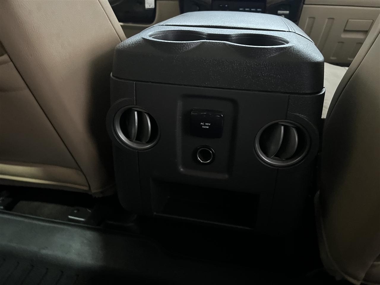 Ford F-250 SD XL Crew Cab 4WD 2012