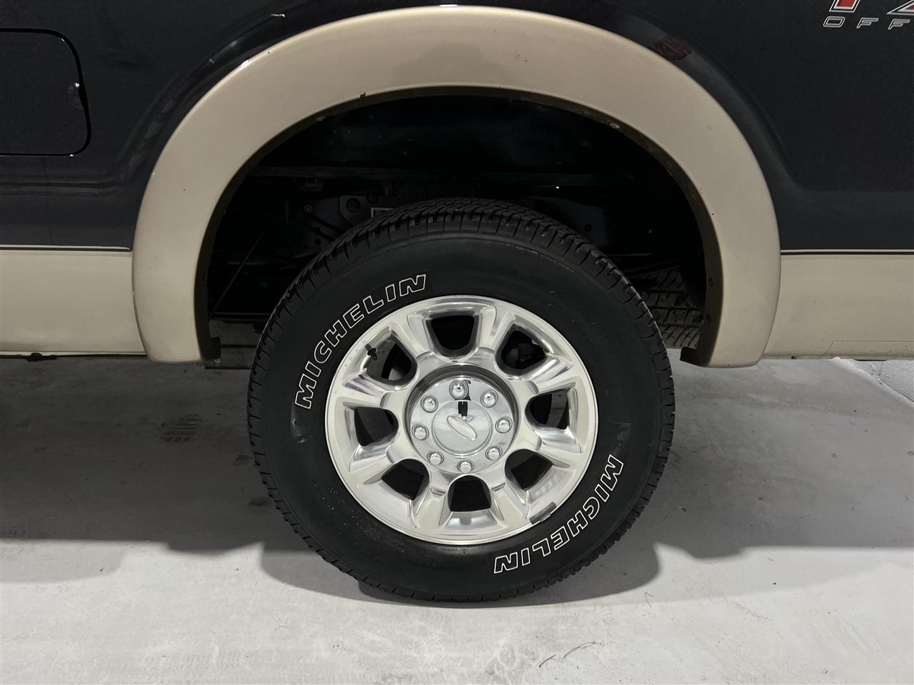 Ford F-250 SD XL Crew Cab 4WD 2012