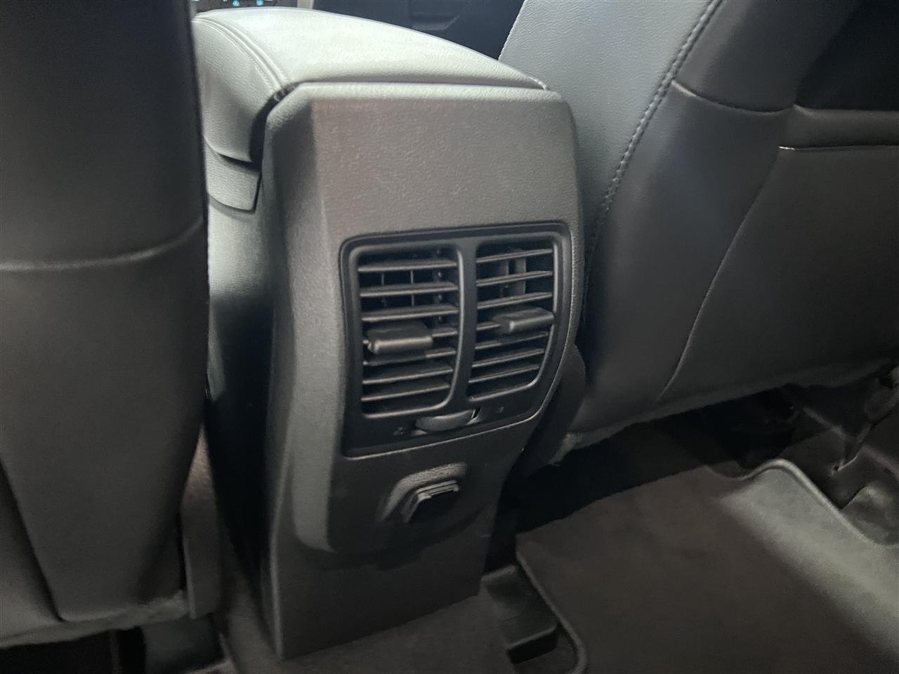 Ford Escape SEL FWD 2019