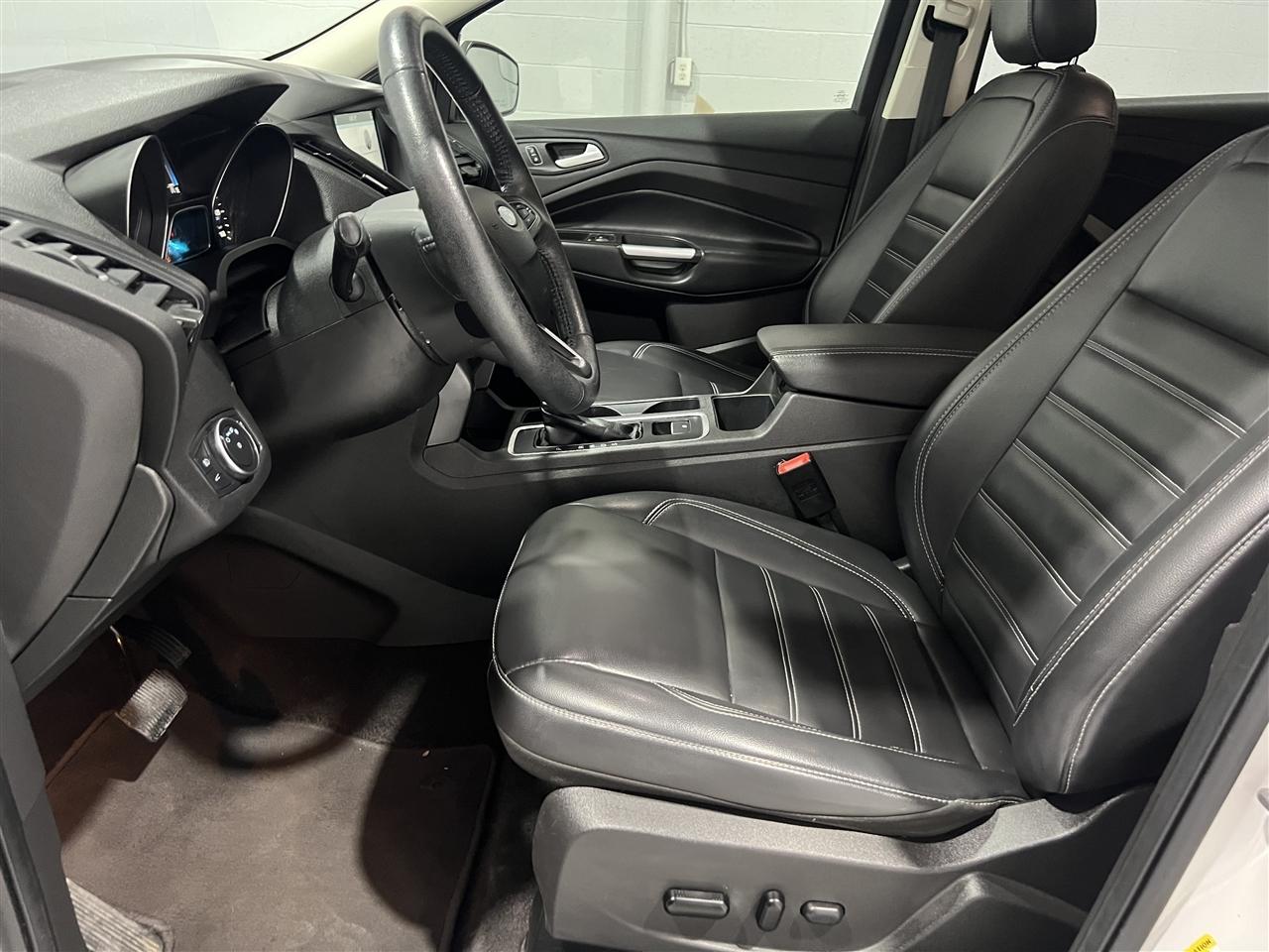 Ford Escape SEL FWD 2019