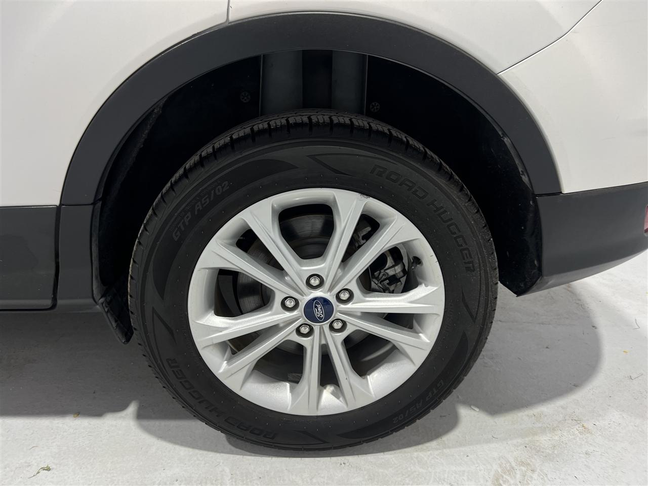 Ford Escape SEL FWD 2019