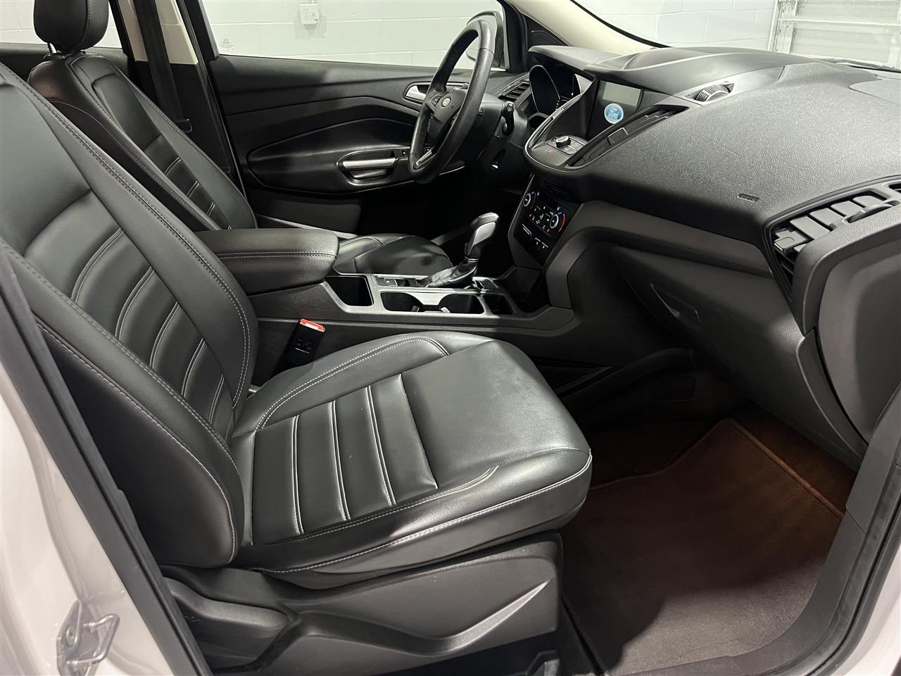 Ford Escape SEL FWD 2019