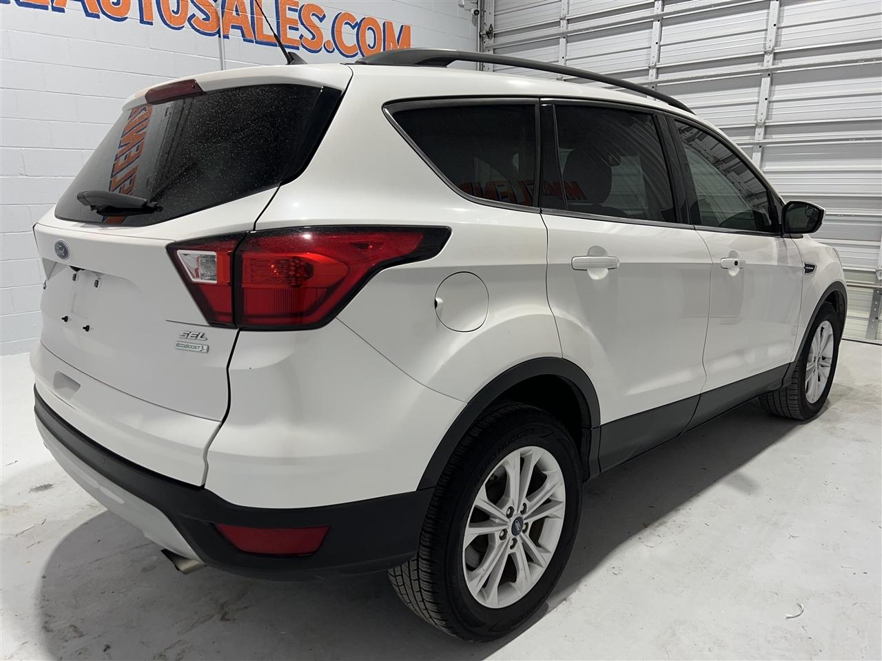 Ford Escape SEL FWD 2019